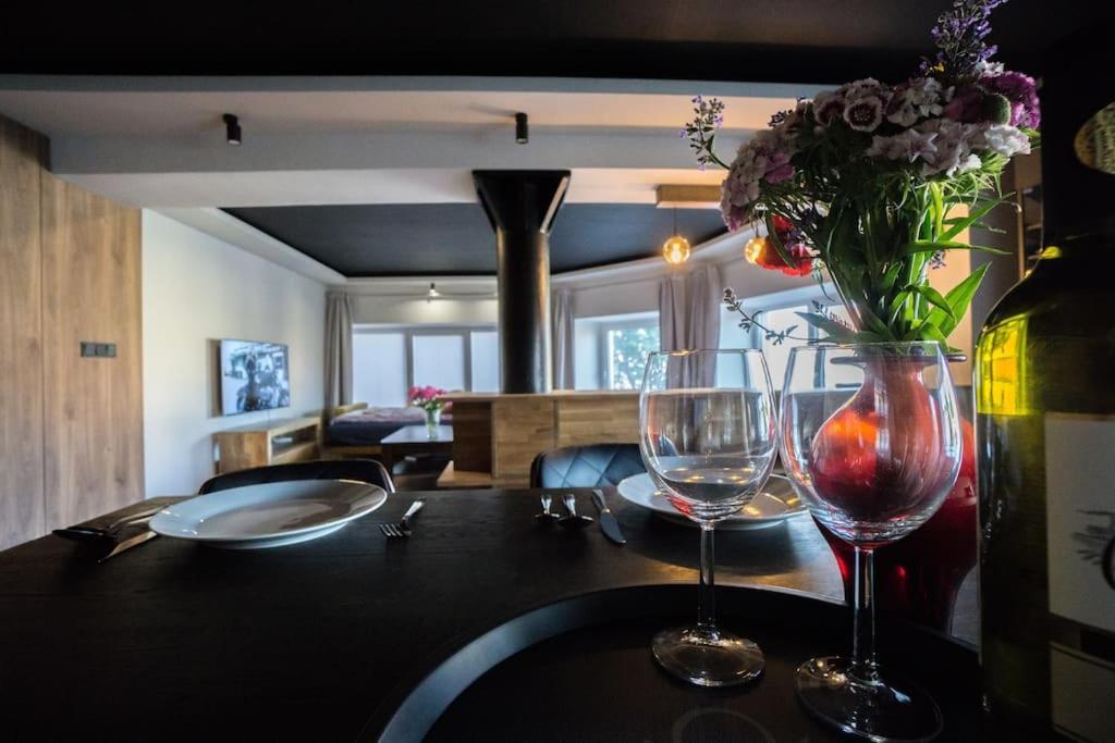 Uroczy Apartament Wita Stwosza Most Kłodzko Esterno foto